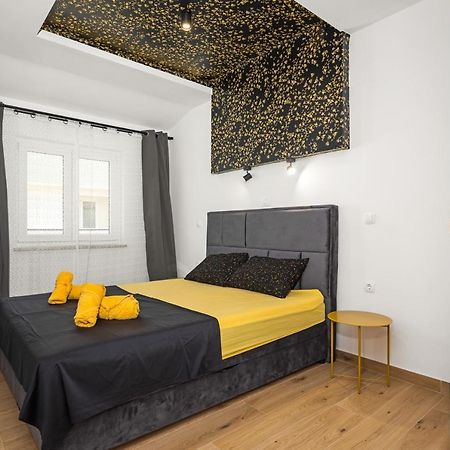 Luxury Apartments Lotus&Lovor Πούλα Εξωτερικό φωτογραφία