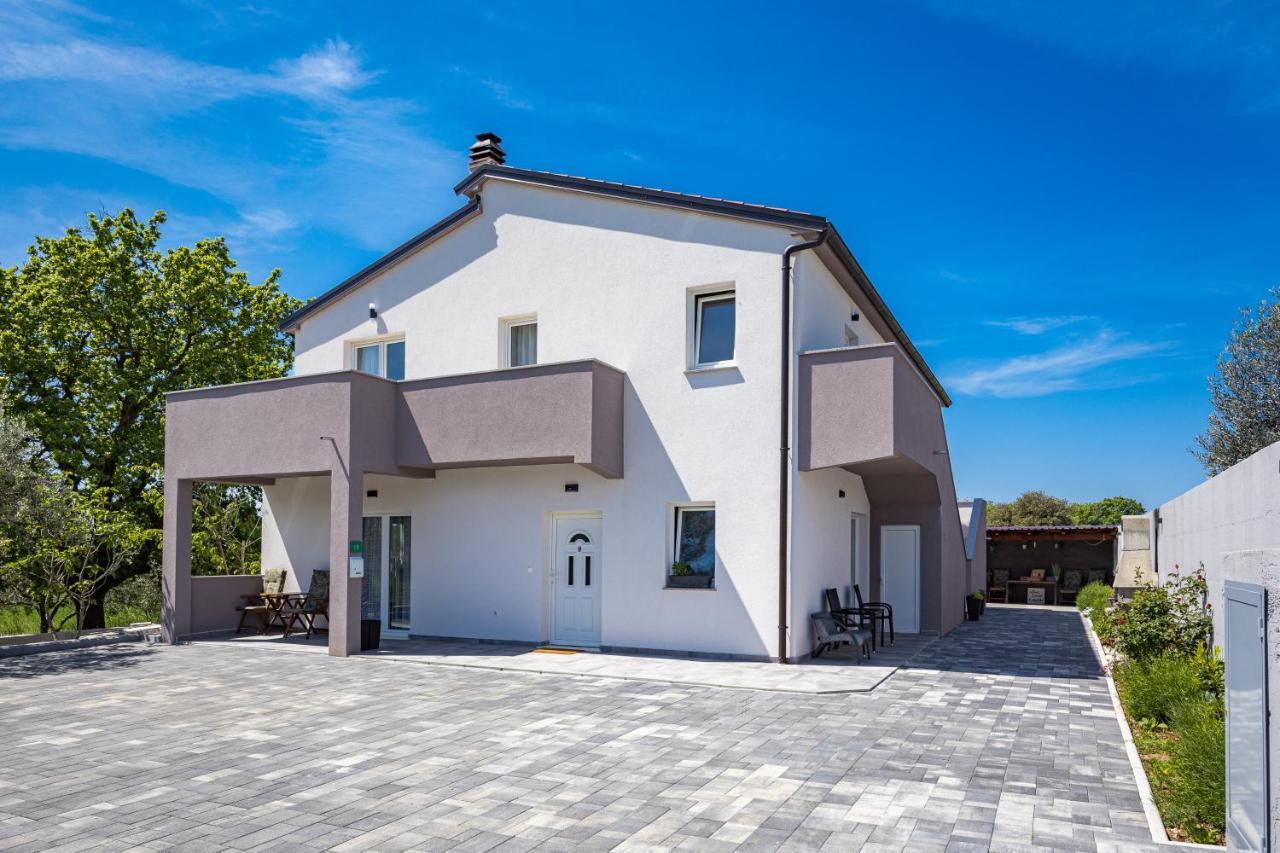 Luxury Apartments Lotus&Lovor Πούλα Εξωτερικό φωτογραφία